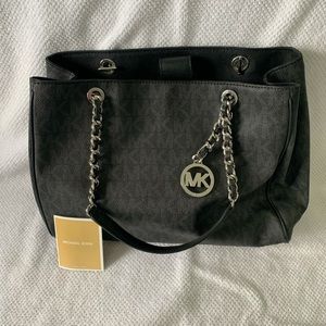 michael kors purse